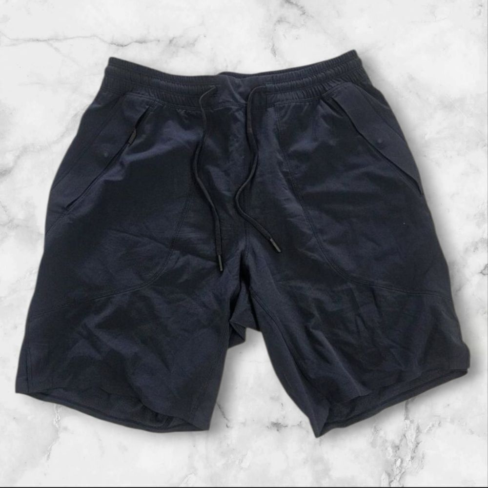 Lululemon Mens Medium Navy Blue Shorts